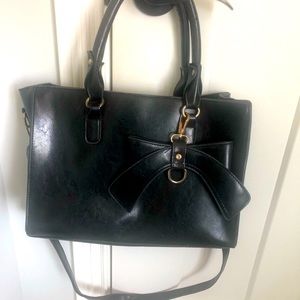 Leather handbag
